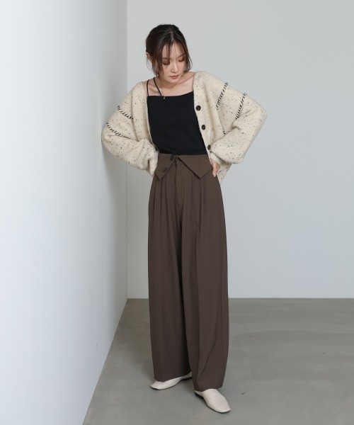 Bab(バブ)の「【選べるサイズ展開】ウエストフラップ釦ワイドタックパンツ(その他パンツ・レディース・チャコールグレー/ベージュ/ブラウン・S/M/L)」の15枚目の写真