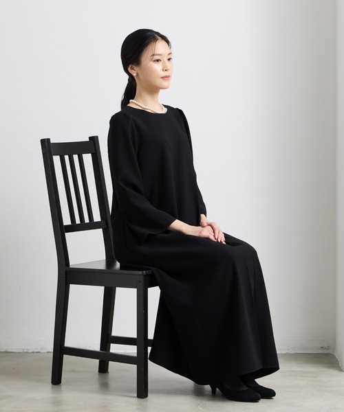 AIMER(エメ)の「【喪服・礼服】ウォッシャブル アシンメトリータックテントラインブラックフォーマルワンピース(ワンピース・レディース・ブラック・SMALL/MEDIUM/LARGE/X-LARGE)」の13枚目の写真