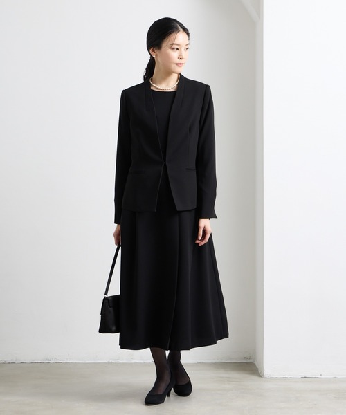 AIMER(エメ)の「【喪服・礼服】ウォッシャブル アシンメトリータックテントラインブラックフォーマルワンピース(ワンピース・レディース・ブラック・SMALL/MEDIUM/LARGE/X-LARGE)」の9枚目の写真