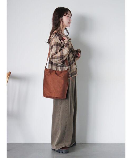 ehka sopo（エヘカソポ）の「エコスウェードバケツバッグ（ハンドバッグ・レディース・ベージュ/グレー/キャメル・F）」の9枚目の写真