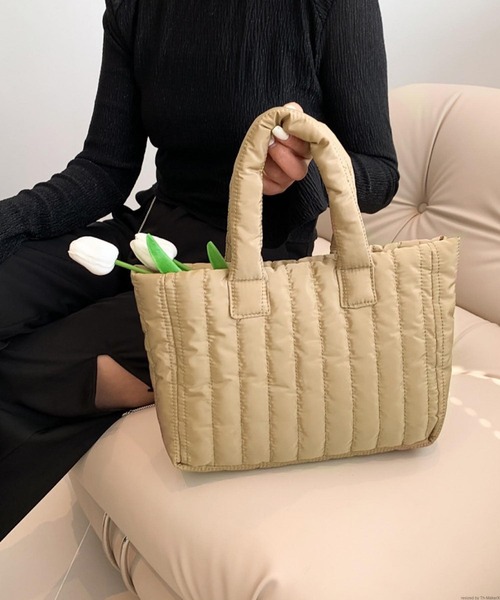 VIBGYOR（ヴィブジョー）の「Liaa/キルティング ミニトートバッグ A18454（トートバッグ・レディース・ブラック/ベージュ/ホワイト・FREE）」の11枚目の写真