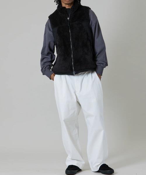 UNFRM OUTDOOR STANDARD（ユニフォームアウトドアスタンダード）の「【UNFRM OUTDOOR STANDARD:ユニフォームアウトドアスタンダード】COZY BOA FLEECE ZIP-UP VEST/ボアフリースベスト（ベスト・メンズ・モカ/ブラック・MEDIUM/SMALL）」の10枚目の写真