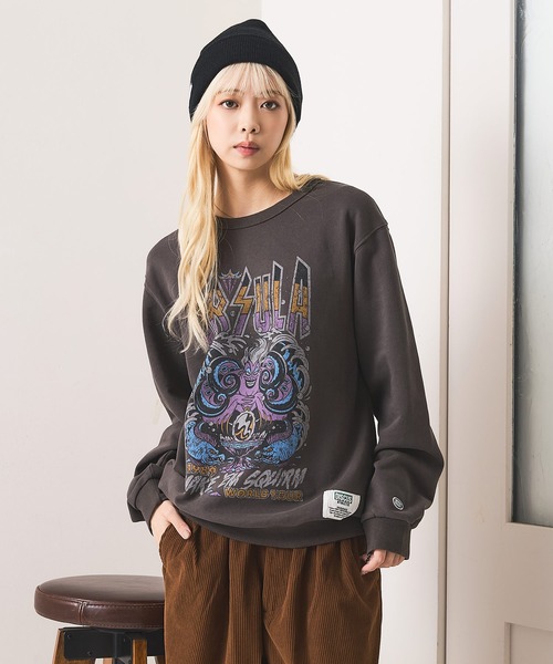 DISCUS(ディスカス)の「【DISCUS/ディスカス】DISCUS×VILLAINS SWEAT ディズニー ヴィランズ クルーネック スウェット(スウェット・レディース・ブラック系その他2/ブラック系その他3/ブラック系その他4/ブラック系その他6/ブラック系その他7/ブラック系/ブラック系その他5/ブラック系その他・MEDIUM/LARGE)」の4枚目の写真