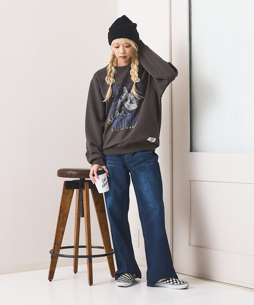 DISCUS(ディスカス)の「【DISCUS/ディスカス】DISCUS×VILLAINS SWEAT ディズニー ヴィランズ クルーネック スウェット(スウェット・レディース・ブラック系その他2/ブラック系その他3/ブラック系その他4/ブラック系その他6/ブラック系その他7/ブラック系/ブラック系その他5/ブラック系その他・MEDIUM/LARGE)」の16枚目の写真