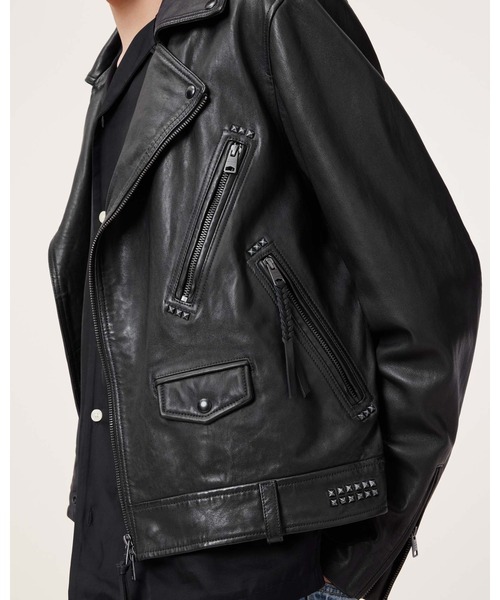 ALLSAINTS（オールセインツ）の「【レザーフェアノベルティ付】RONNET LEATHER BIKER JACKET | RONNET レザー バイカー ジャケット（ライダースジャケット・メンズ・ブラック・L/XS/M）」の5枚目の写真