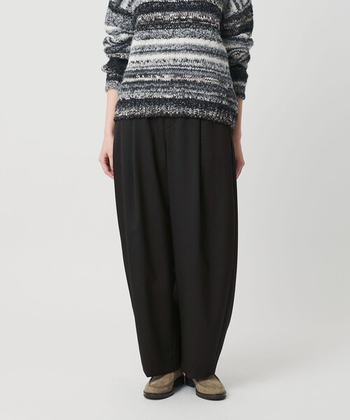 BEAUTY&YOUTH UNITED ARROWS（ビューティーアンドユースユナイテッドアローズ）の「毛ポリエステル カーブパンツ ウォッシャブル（その他パンツ・レディース・その他2/ダークグレー/その他1/ライトグレー/ブラック・M/S/XS）」の2枚目の写真