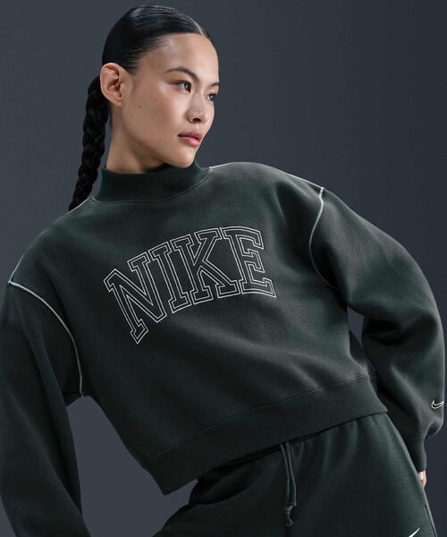 NIKE（ナイキ）の「ナイキ スポーツウェア フェニックス フリース ウィメンズ モックネック スウェットシャツ / Nike Sportswear Phoenix Fleece Women's Mock-Neck Sweatshirt IM7491-390 Seaweed（スウェット・レディース・ダークグリーン・S/M/L/XS/XL）」の10枚目の写真