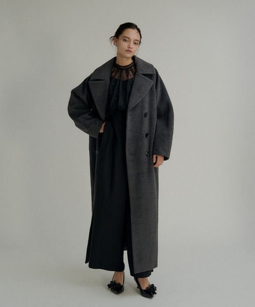 LE'RURE(リルアー)の「Wool blend long coat(チェスターコート・レディース・アイボリー/チャコール/モカ・MEDIUM)」の11枚目の写真