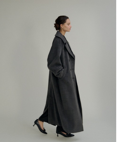 LE'RURE(リルアー)の「Wool blend long coat(チェスターコート・レディース・アイボリー/チャコール/モカ・MEDIUM)」の12枚目の写真