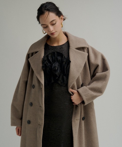 LE'RURE(リルアー)の「Wool blend long coat(チェスターコート・レディース・アイボリー/チャコール/モカ・MEDIUM)」の21枚目の写真