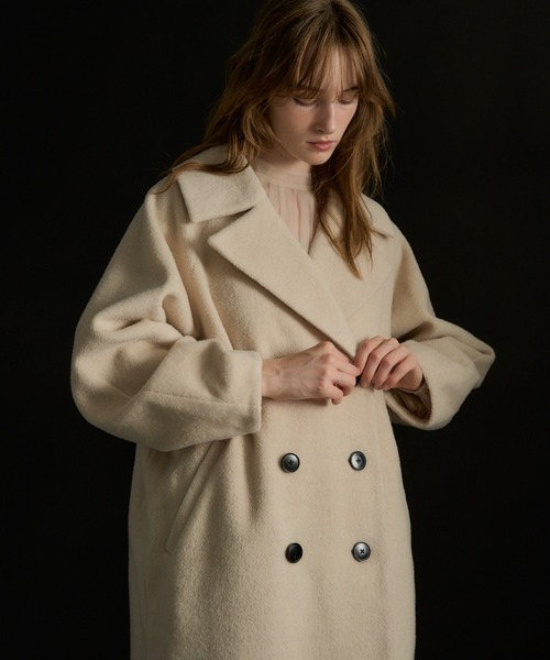 LE'RURE(リルアー)の「Wool blend long coat(チェスターコート・レディース・アイボリー/チャコール/モカ・MEDIUM)」の9枚目の写真