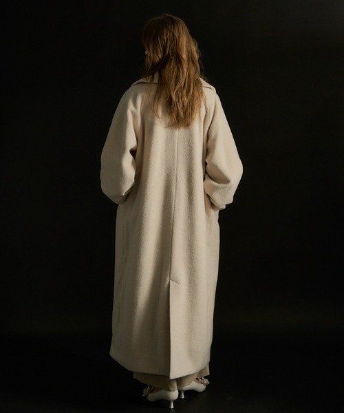 LE'RURE(リルアー)の「Wool blend long coat(チェスターコート・レディース・アイボリー/チャコール/モカ・MEDIUM)」の8枚目の写真