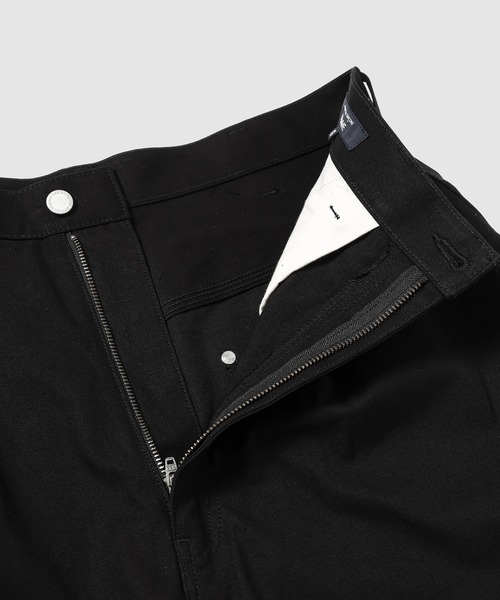 COMME des GARCONS HOMME（コム デ ギャルソン・オム）の「COTTON OXFORD SHORT PANTS（その他パンツ・メンズ・ブラック/ブラウン・XS/S/M/L）」の6枚目の写真