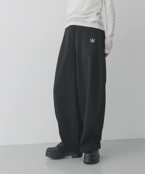 SENSE OF PLACE by URBAN RESEARCH(センスオブプレイスバイアーバンリサーチ)の「ワンポイントシシュウスウェットパンツ(その他パンツ・レディース・グレー/ブラック・SMALL/MEDIUM)」の16枚目の写真