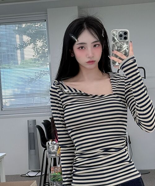 ZEROPLANET（ゼロプラネット）の「クロエ アンバランススリーブトップ [ネイビーストライプ]（Tシャツ/カットソー・レディース・ネイビー・SMALL/MEDIUM）」の9枚目の写真