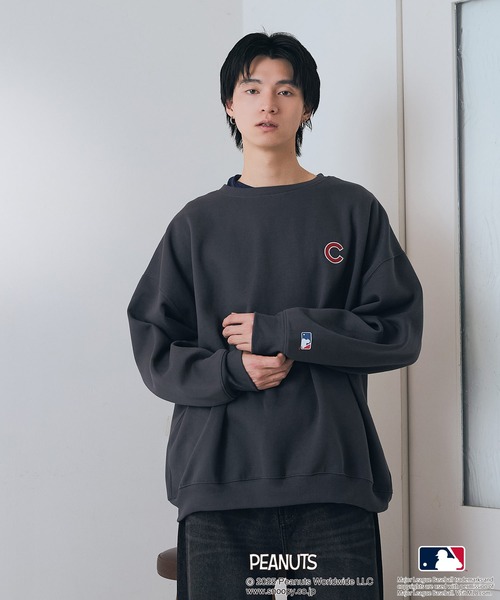 PEANUTS(ピーナッツ)の「【PEANUTS×MLB】【限定オリジナルデザイン】裏起毛トレーナー ヤンキース ドジャース カブス キャラクター ユニセックス(スウェット・メンズ・ブラック系その他3/ベージュ系その他3/グレー系その他/ベージュ系その他2/グレー系その他2/ブルー系その他・MEDIUM/LARGE/X-LARGE)」の12枚目の写真