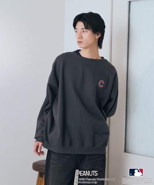 PEANUTS(ピーナッツ)の「【PEANUTS×MLB】【限定オリジナルデザイン】裏起毛トレーナー ヤンキース ドジャース カブス キャラクター ユニセックス(スウェット・メンズ・ブラック系その他3/ベージュ系その他3/グレー系その他/ベージュ系その他2/グレー系その他2/ブルー系その他・MEDIUM/LARGE/X-LARGE)」の15枚目の写真
