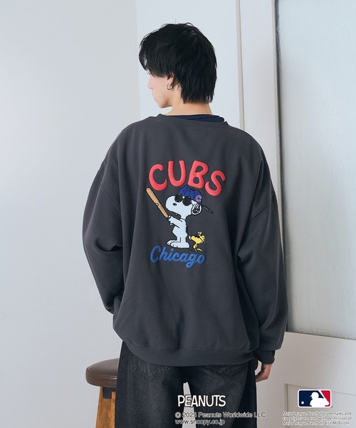 PEANUTS(ピーナッツ)の「【PEANUTS×MLB】【限定オリジナルデザイン】裏起毛トレーナー ヤンキース ドジャース カブス キャラクター ユニセックス(スウェット・メンズ・ブラック系その他3/ベージュ系その他3/グレー系その他/ベージュ系その他2/グレー系その他2/ブルー系その他・MEDIUM/LARGE/X-LARGE)」の17枚目の写真