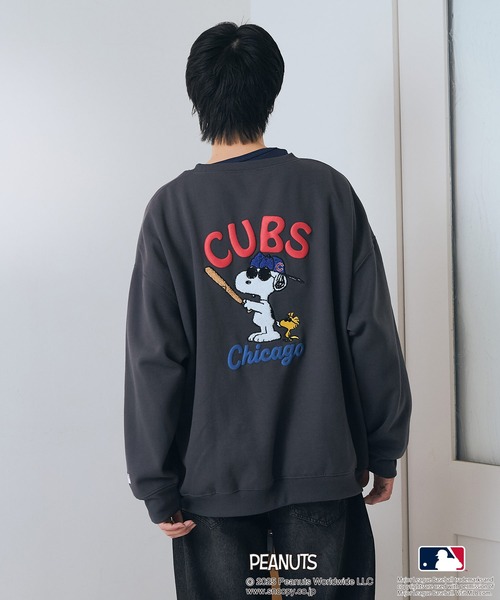 PEANUTS(ピーナッツ)の「【PEANUTS×MLB】【限定オリジナルデザイン】裏起毛トレーナー ヤンキース ドジャース カブス キャラクター ユニセックス(スウェット・メンズ・ブラック系その他3/ベージュ系その他3/グレー系その他/ベージュ系その他2/グレー系その他2/ブルー系その他・MEDIUM/LARGE/X-LARGE)」の18枚目の写真