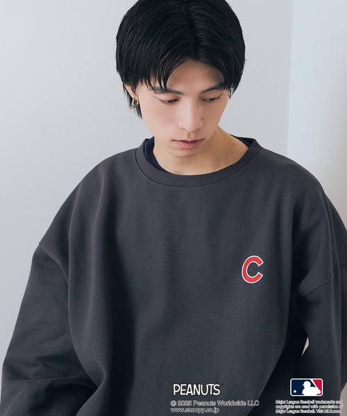 PEANUTS(ピーナッツ)の「【PEANUTS×MLB】【限定オリジナルデザイン】裏起毛トレーナー ヤンキース ドジャース カブス キャラクター ユニセックス(スウェット・メンズ・ブラック系その他3/ベージュ系その他3/グレー系その他/ベージュ系その他2/グレー系その他2/ブルー系その他・MEDIUM/LARGE/X-LARGE)」の19枚目の写真