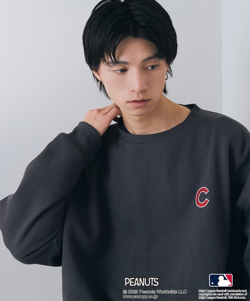 PEANUTS(ピーナッツ)の「【PEANUTS×MLB】【限定オリジナルデザイン】裏起毛トレーナー ヤンキース ドジャース カブス キャラクター ユニセックス(スウェット・メンズ・ブラック系その他3/ベージュ系その他3/グレー系その他/ベージュ系その他2/グレー系その他2/ブルー系その他・MEDIUM/LARGE/X-LARGE)」の20枚目の写真