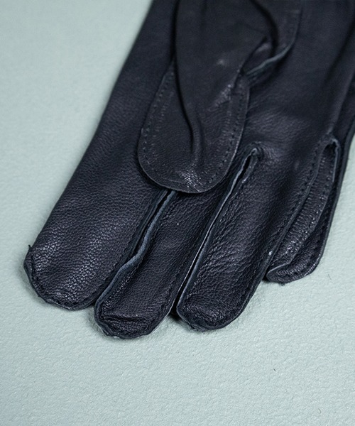 8(eight)(エイト)の「NAVY ゴートスキンフライトグローブ(手袋・メンズ・ブラック・SMALL)」の4枚目の写真