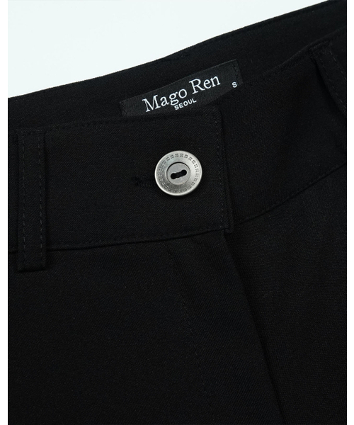 MAGORENSEOUL(マゴレンソウル)の「メタルトライクリップステーラードミニショーツブラック(その他パンツ・レディース・その他・MEDIUM/SMALL)」の2枚目の写真
