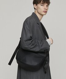 NATIONAL PUBLICITY（ナショナルパブリシテイ）の「Tacoma WR Leather Crossbody Bag Black（メッセンジャーバッグ）」