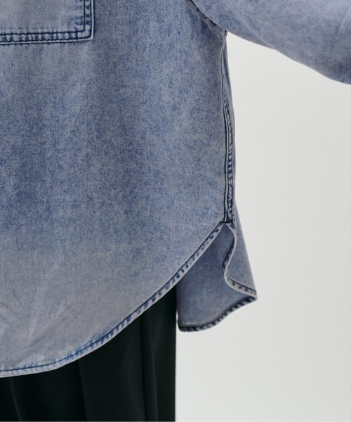 LARUTA(ラルータ)の「【LARUTA】ボウタイBIGポケットデニムブラウス(シャツ/ブラウス・レディース・ライトベージュ/サックスブルー・FREE)」の6枚目の写真