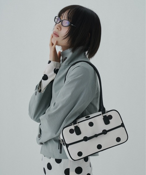FEKETE（フェケテ）の「polka dot ribbon boston / ドットボストンバッグ（ボストンバッグ・レディース・ホワイト/ブラック・FREE）」の10枚目の写真