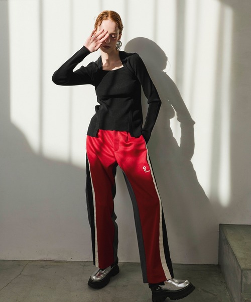 OMMO(オーエムエムオー)の「TRACK MIX TAPERED PT(その他パンツ・レディース・ブルー/レッド・36/38)」の7枚目の写真