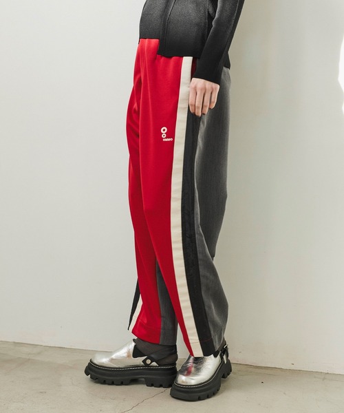 OMMO(オーエムエムオー)の「TRACK MIX TAPERED PT(その他パンツ・レディース・ブルー/レッド・36/38)」の10枚目の写真