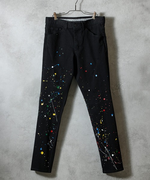 NUMBER (N)INE（ナンバーナイン）の「HAND PAINTED TAPERED SKINNY DENIM JEANS BLACK ONE WASH / ハンドペイント テーパード スキニー デニム ブラック ジーンズ ワンウォッシュ（デニムパンツ・メンズ・ブラック/ブラック系その他2・2/3/4）」の2枚目の写真