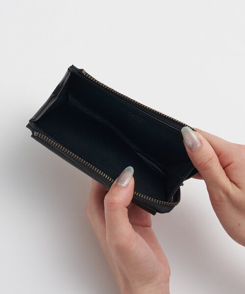 russet（ラシット）の「シンプルプラスフラグメントケース（その他小物・レディース・アイボリー/ブルー系その他/ブラック・FREE）」の4枚目の写真