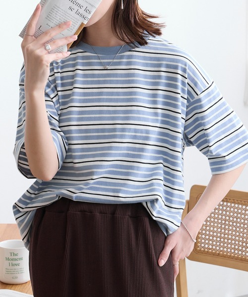 MONO-MART(モノマート)の「配色マルチボーダー オーバーサイズ 半袖Tシャツ(Tシャツ/カットソー・レディース・ブラック/グレー/ライトブルー/アイボリー/ネイビー/ブラウン・M/L)」の6枚目の写真