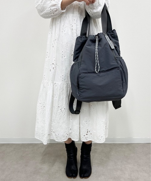 nicott(ニコット)の「NC:TakeMe(テイクミー)Today 2way パーストート(トートバッグ・レディース・ベージュ/ブラック/オフホワイト/グレー・FREE)」の22枚目の写真