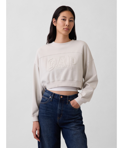 GAP（ギャップ）の「フレンチテリー オーバーサイズ GAPロゴ クロップドスウェットシャツ（スウェット・レディース・ライトグレー/ブラック/クリーム・XXS/XL/L/M/S/XS）」の3枚目の写真