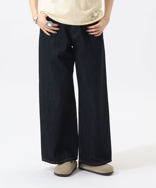 BEAMS BOY(ビームスボーイ)の「ワイド デニム パンツ(デニムパンツ・レディース・オフホワイト/インディゴブルー・0/1/2)」の1枚目の写真