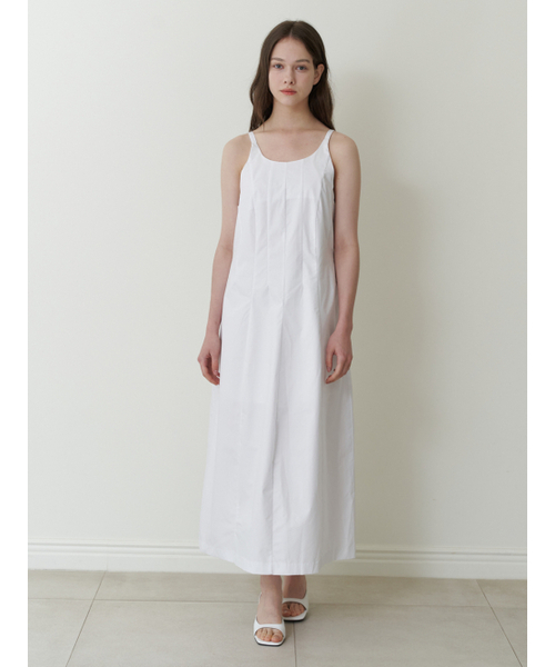 KINDABABY(カインダベイビー)の「semi halter long dress - white(ワンピース・レディース・ホワイト・FREE)」の3枚目の写真