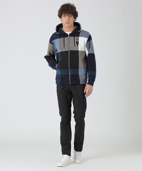 BLACK LABEL CRESTBRIDGE(ブラックレーベル・クレストブリッジ)の「ギガチェックガーズマンワッペンパーカー(パーカー・メンズ・ネイビー/ベージュ系その他6・S/XL/L/M)」の3枚目の写真