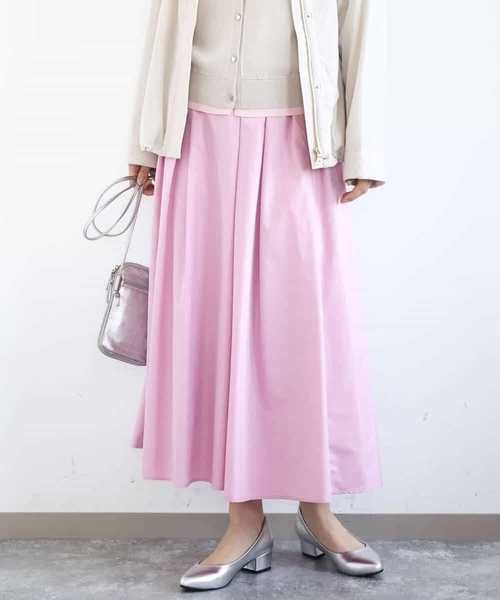 MK MICHEL KLEIN(エムケーミッシェルクラン)の「タックフレアスカート(無地)/洗える(スカート・レディース・ピンク・38)」の2枚目の写真