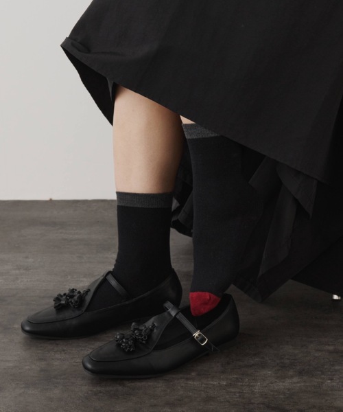 Libra Cue（リブラ キュー）の「Tストラップタッセルシューズ（パンプス・レディース・ブラック・SMALL/MEDIUM/LARGE）」の3枚目の写真