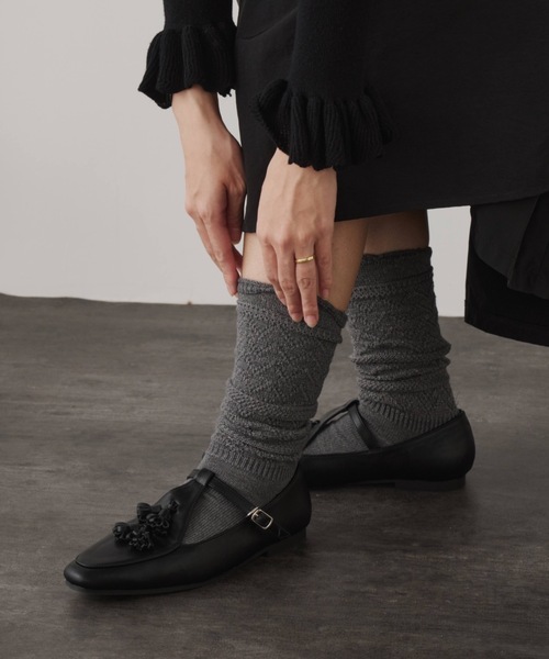 Libra Cue（リブラ キュー）の「Tストラップタッセルシューズ（パンプス・レディース・ブラック・SMALL/MEDIUM/LARGE）」の4枚目の写真