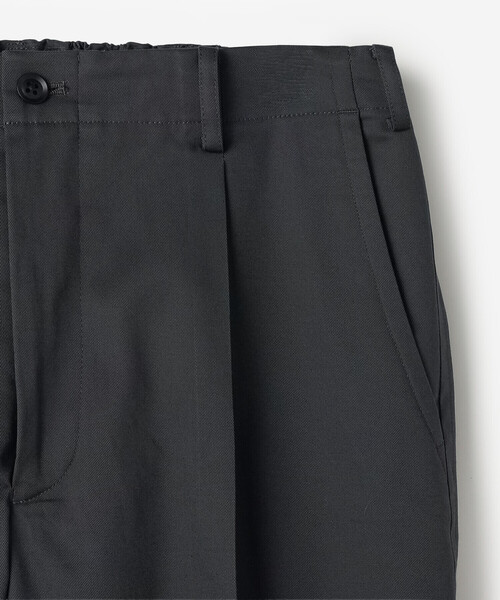 Morris & Sons(モリスアンドサンズ)の「MORRIS & SONS | 1Pテーパードストレッチパンツ MEN(スラックス・メンズ・ブラック/グレー/ベージュ・2/1/3)」の6枚目の写真