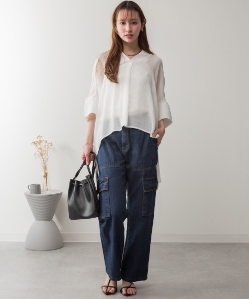 aity（アイティ）の「M-4L ヴィンテージ加工ポケット デニムカーゴパンツ（デニムパンツ・レディース・ワンウォッシュ/ブルー/ネイビー・M/L/LL/3L/4L）」の2枚目の写真