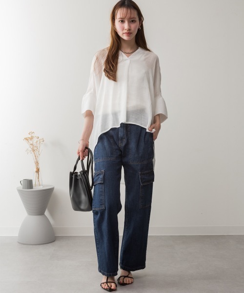 aity（アイティ）の「M-4L ヴィンテージ加工ポケット デニムカーゴパンツ（デニムパンツ・レディース・ワンウォッシュ/ブルー/ネイビー・M/L/LL/3L/4L）」の4枚目の写真