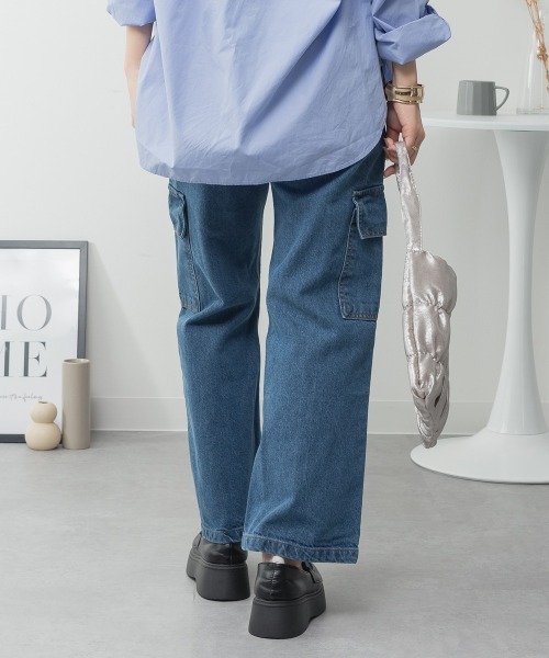 aity（アイティ）の「M-4L ヴィンテージ加工ポケット デニムカーゴパンツ（デニムパンツ・レディース・ワンウォッシュ/ブルー/ネイビー・M/L/LL/3L/4L）」の13枚目の写真