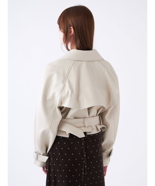 SNIDEL（スナイデル）の「ショートトレンチ（トレンチコート・レディース・ベージュ/ブラック/ライトベージュ・F）」の4枚目の写真