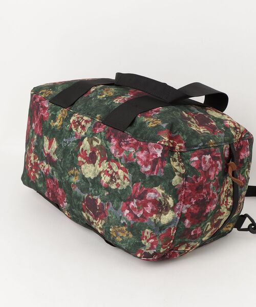 GREGORY（グレゴリー）の「クラシックダッフルXS CLASSIC DUFFEL XS ボタニカルタペストリー（ボストンバッグ・メンズ・レッド系その他・ONE SIZE）」の3枚目の写真