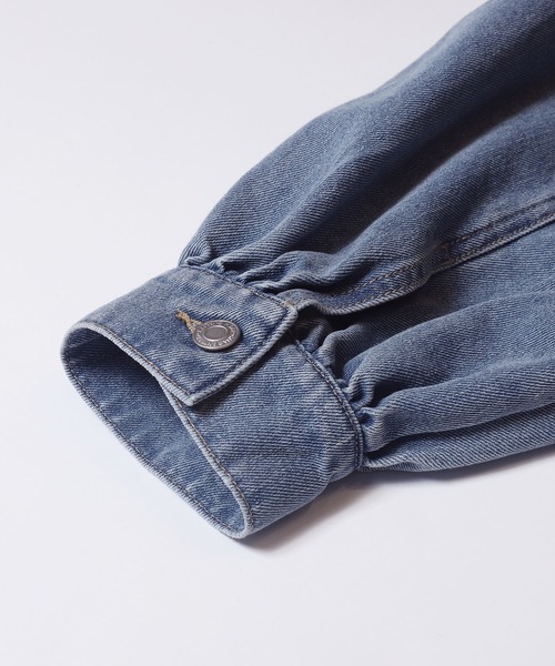 coca（coca）（コカ）の「オーバーサイズデニムジャケット（デニムジャケット・レディース・ライトブルー・L/M/S）」の10枚目の写真